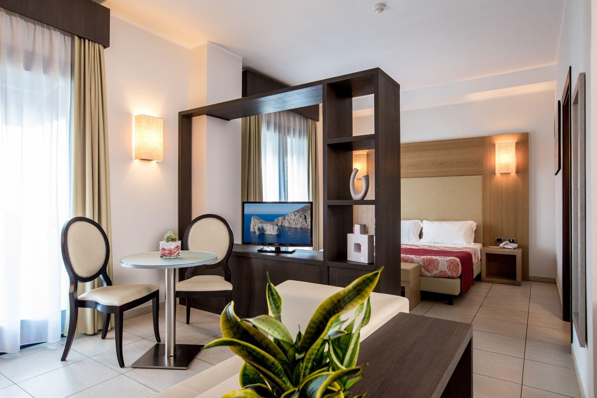Lu' Hotel คาร์บอเนีย ภายนอก รูปภาพ