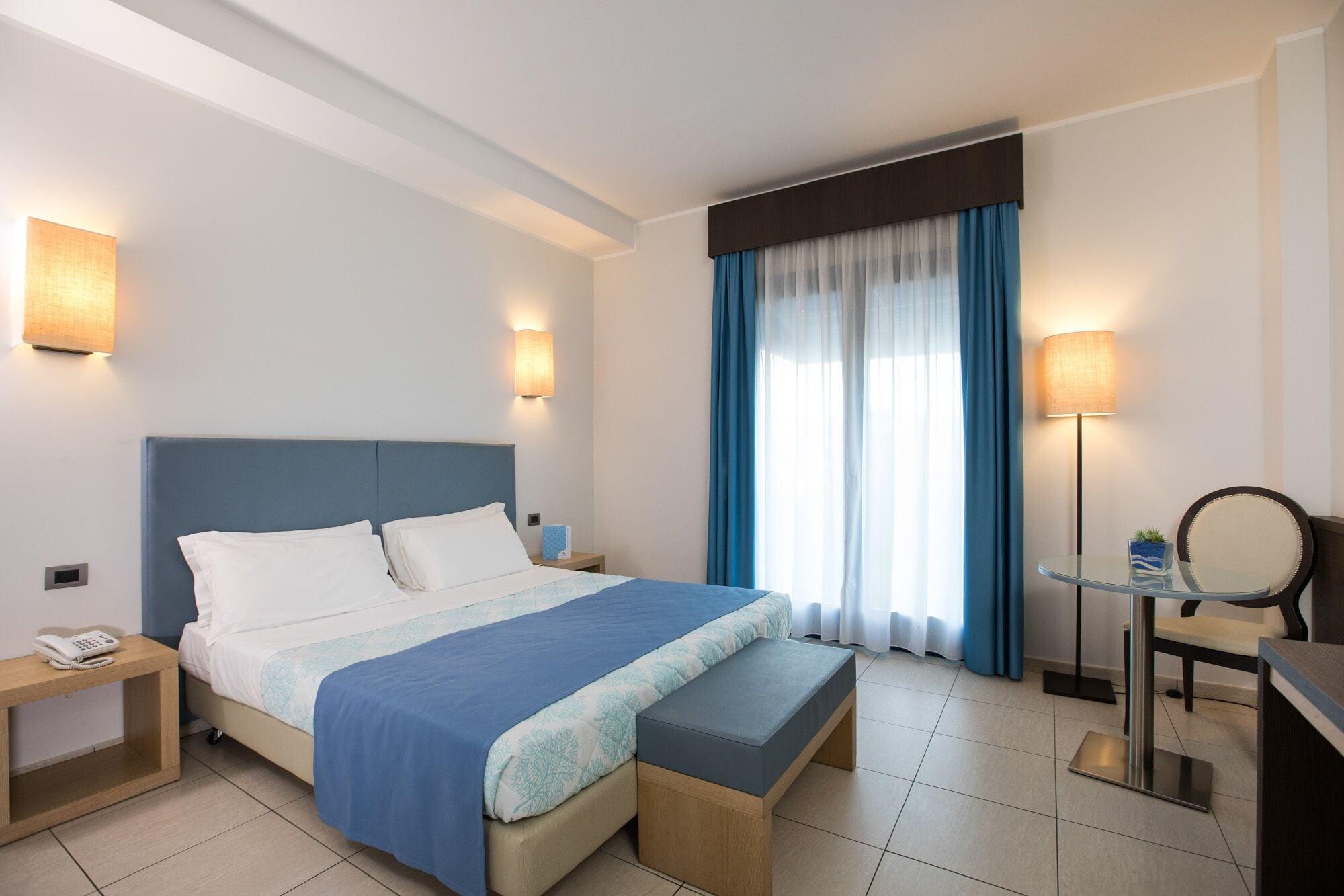 Lu' Hotel คาร์บอเนีย ภายนอก รูปภาพ